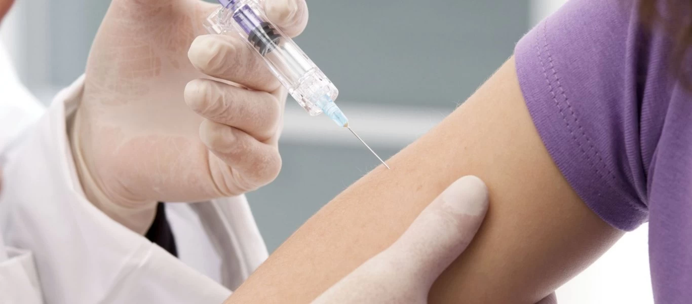 Εμβολιασμοί: Τι γίνεται σε περίπτωση ακύρωσης του ραντεβού - Πως το αλλάζουμε;